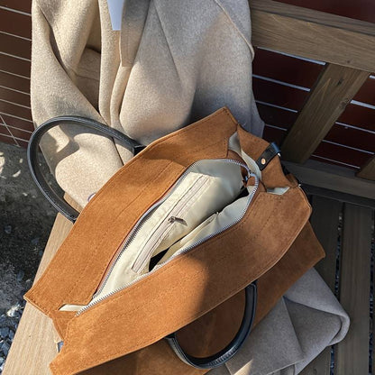 Dollcini Elegáns Női Laptoptáska – Professzionális Műbőr, Barna