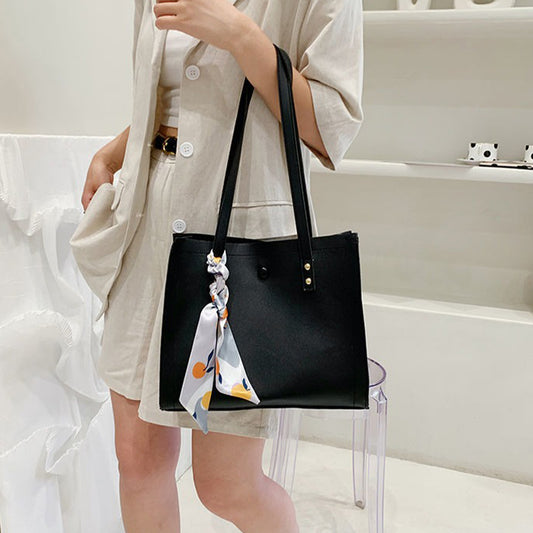 Dollcini Prémium Női Kézitáska – Elegáns műbőr, Állítható Pánttal